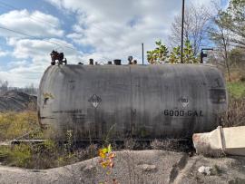 6,000 Gallon Fuel Tank (1 of 10)